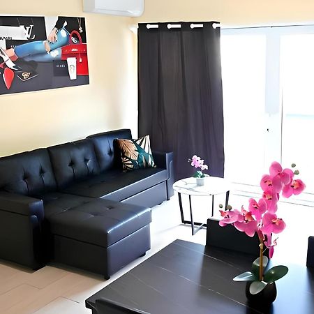 Apartment In Downtown At The Beach Nassau Eksteriør billede