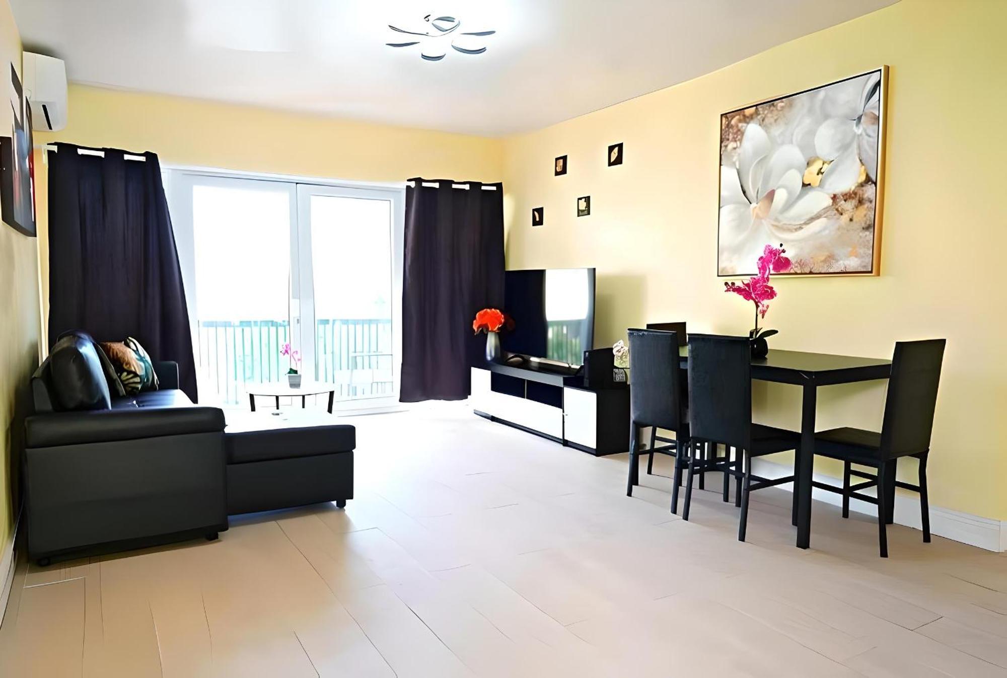 Apartment In Downtown At The Beach Nassau Eksteriør billede